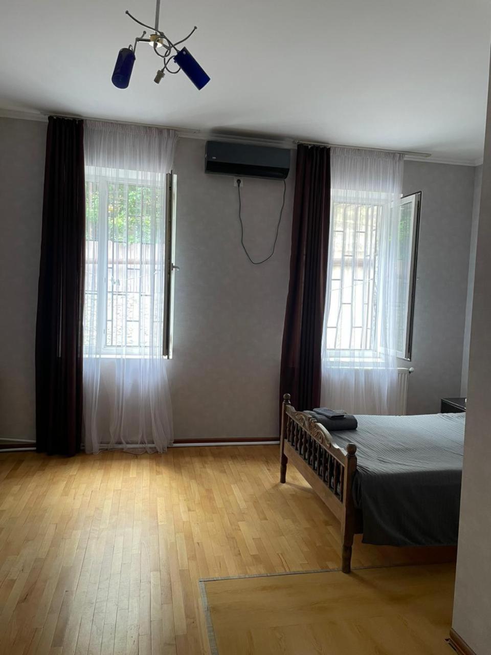 Hotel Gnt+ Tbilisi Zewnętrze zdjęcie