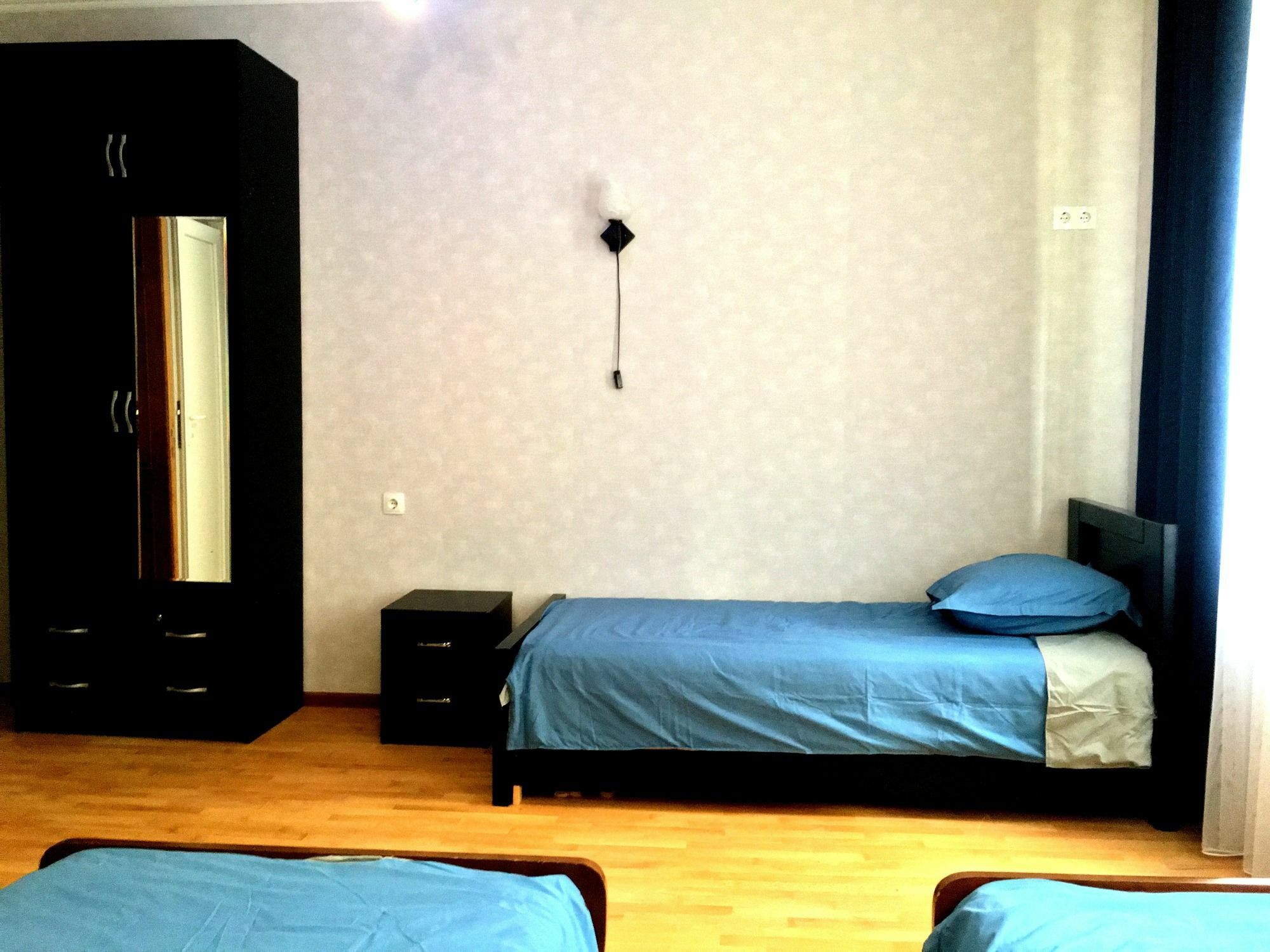 Hotel Gnt+ Tbilisi Zewnętrze zdjęcie